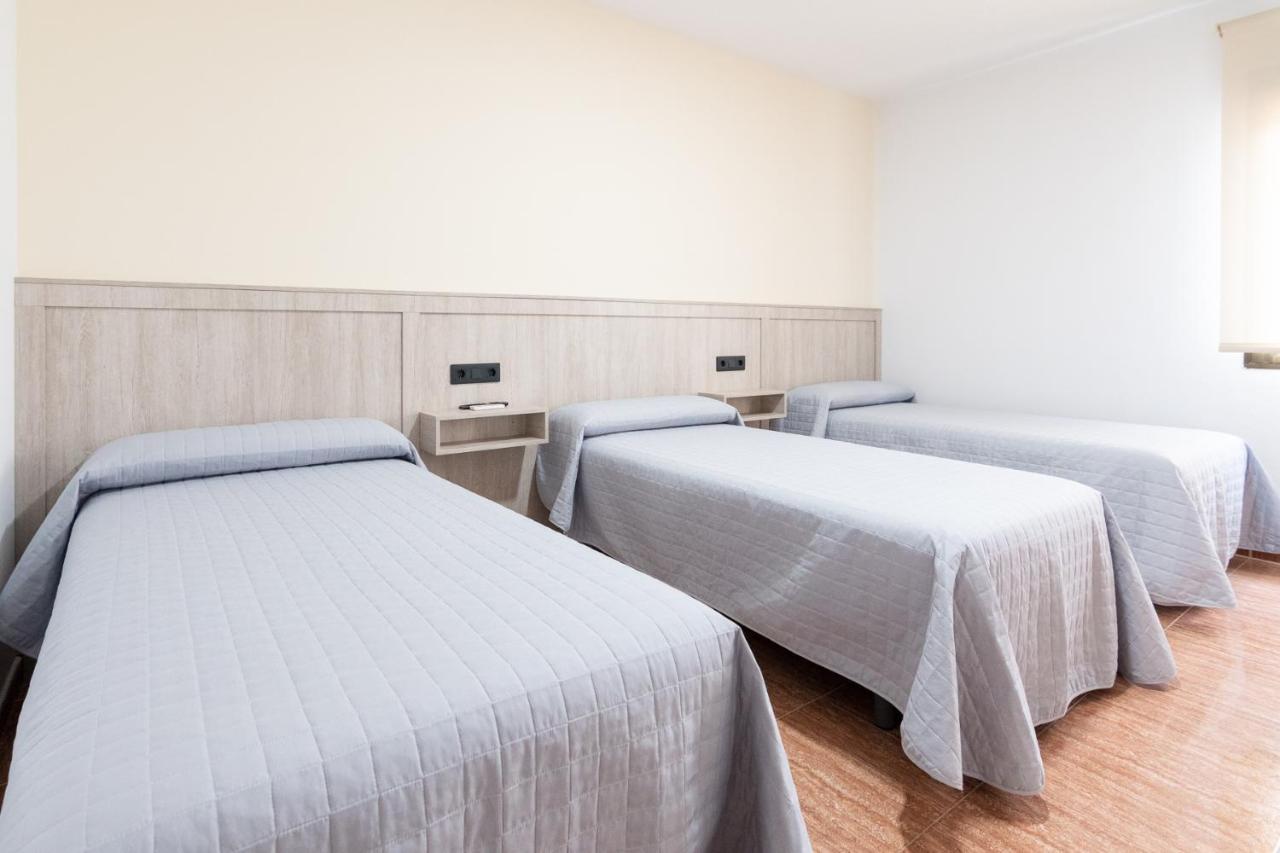 Hostal Vinuela San Pedro de Merida Extérieur photo